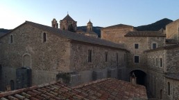Monasterio cisterciense de Poblet en la web ezza cister .org