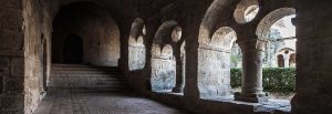 Claustro de Le Thoronet en ezza cister