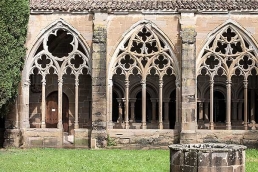 Monasterio cisterciense de La Oliva en cister .org