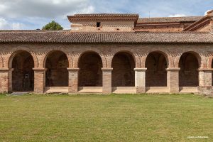 La arquitectura cisterciense de la Abbaye de Belleperche