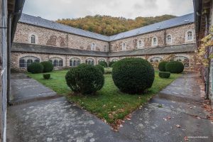 Abbaye de Bonnecombe arquitectura cisterciense en cister