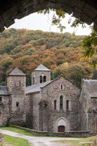 Abbaye de Bonnecombe arquitectura cisterciense en cister