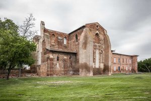 La arquitectura cisterciense de la Abbaye de Eaunes