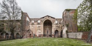 La arquitectura cisterciense de la Abbaye de Eaunes