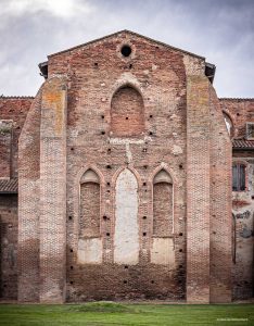 La arquitectura cisterciense de la Abbaye de Eaunes