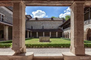 La arquitectura cisterciense de la Abbaye de Flaran