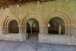 La arquitectura cisterciense de la Abbaye de Flaran