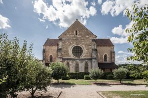 La arquitectura cisterciense de la Abbaye de FontmorignyLa arquitectura cisterciense de la Abbaye de Fontmorigny
