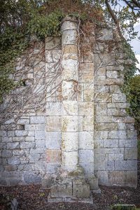 La arquitectura cisterciense de la Abbaye de La Cour Dieu
