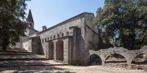 Arquitectura cisterciense de la Abbaye de Le Thoronet