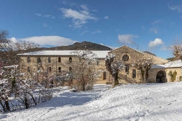 Abbaye de Valcroissant del císter en arquitectura cisterciense
