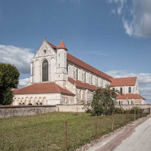 Iglesia cisterciense de Pontigny